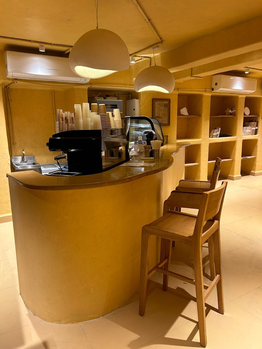 Papyrus & Cafe - Daman