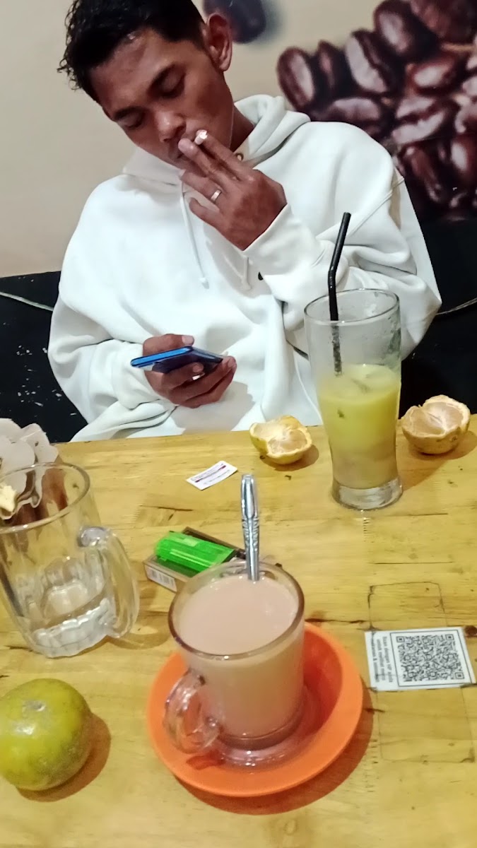 Pondok Bolang Cafe & Live Music - 5