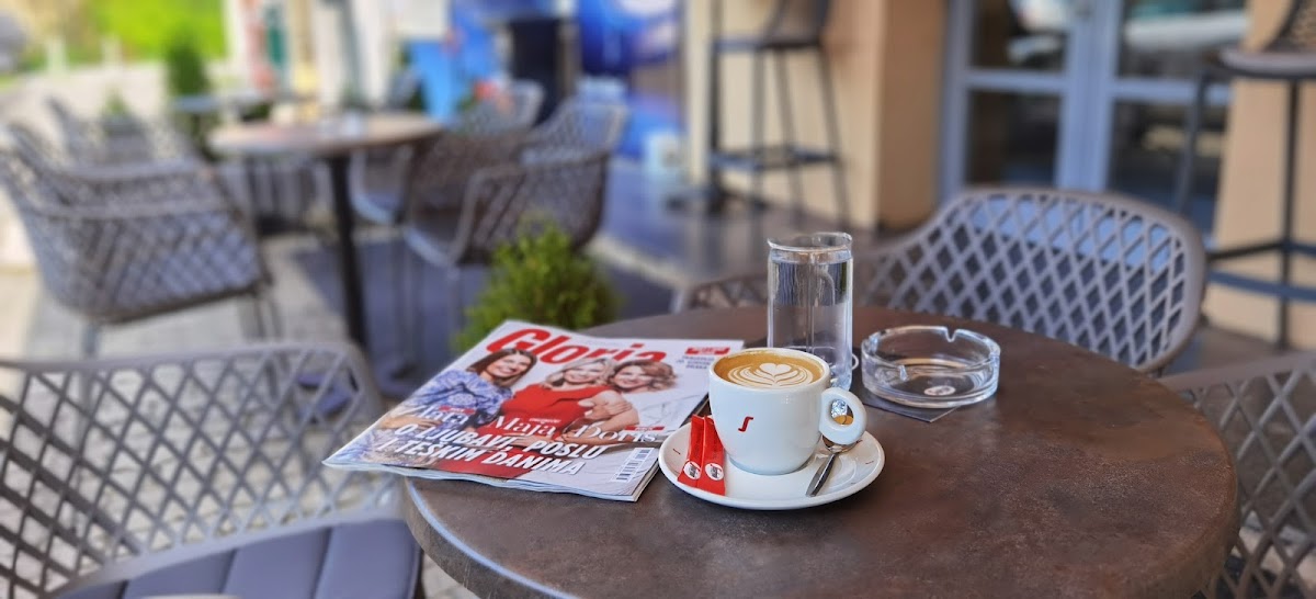 Indigo Coffee & Bar - 8