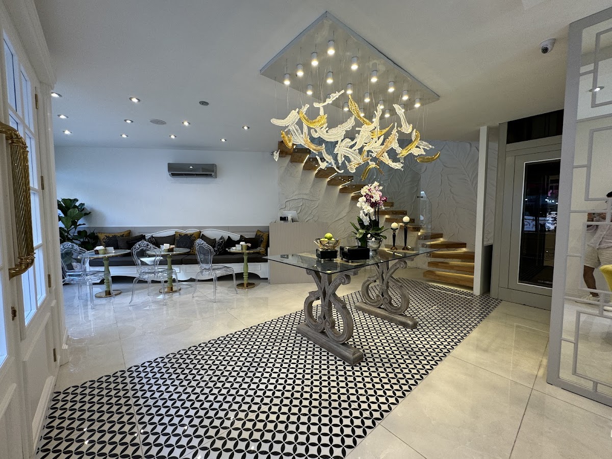 PARAND CAFE & RESTAURANT