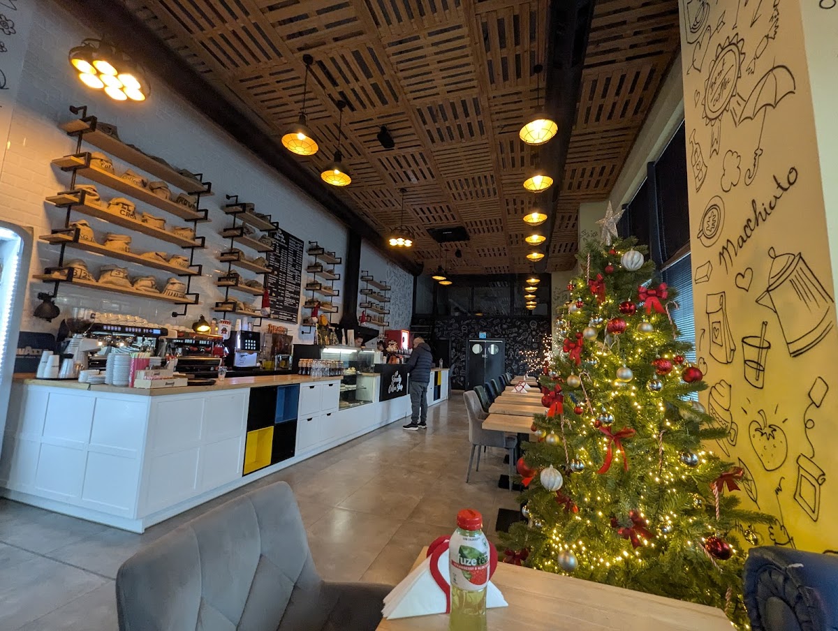 Кафе аператив 'Sweety coffee shop'