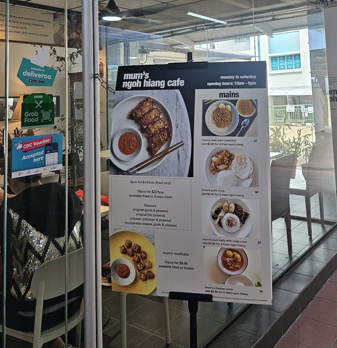 Mum's Ngoh Hiang Cafe - 6