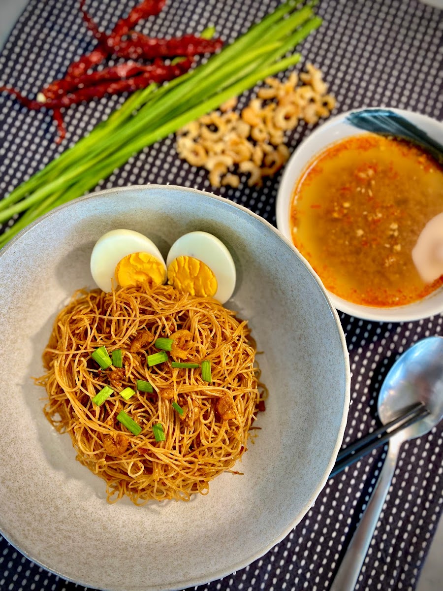 Mum's Ngoh Hiang Cafe - 5