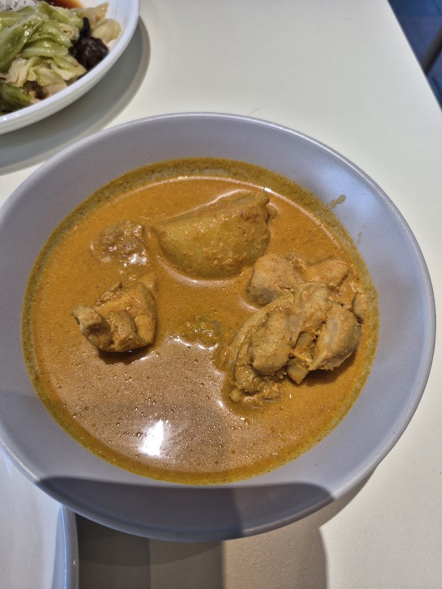 Mum's Ngoh Hiang Cafe - 8