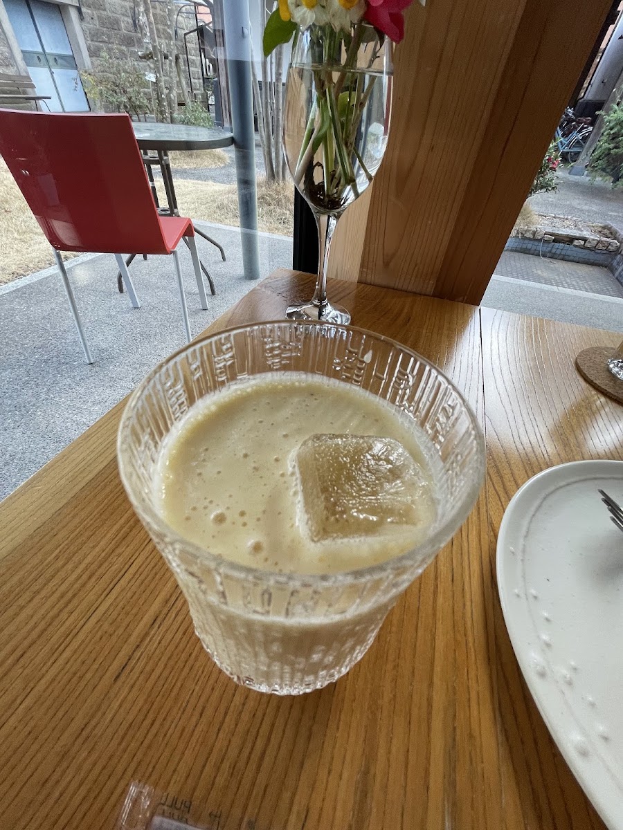 Sane cafe & gallery - 9