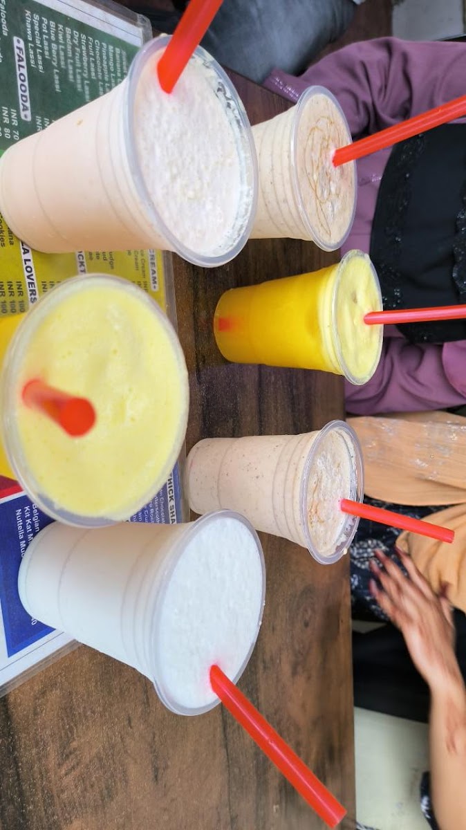 LASSI SPOT- Best Cafe - 9