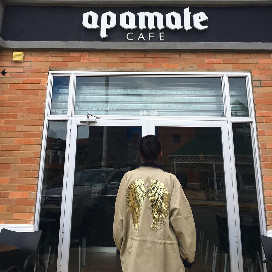 Apamate Cafe