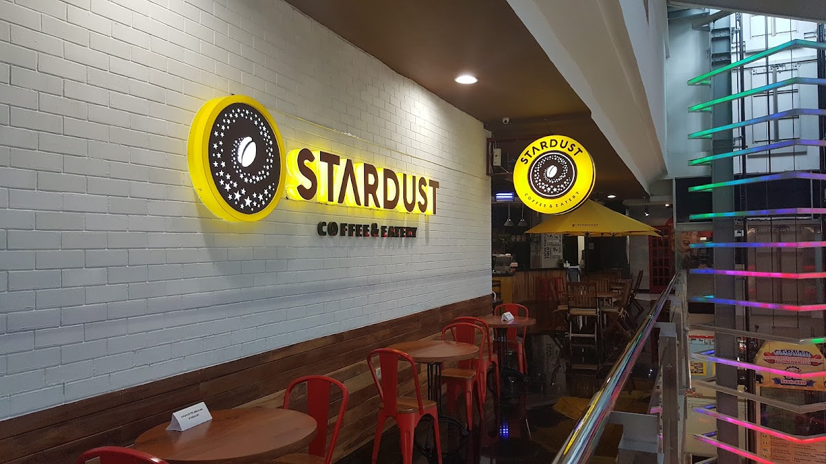 Stardust Coffee & Eatery