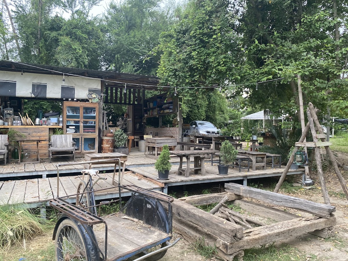 Sparrow’s cafe in the farm - 4