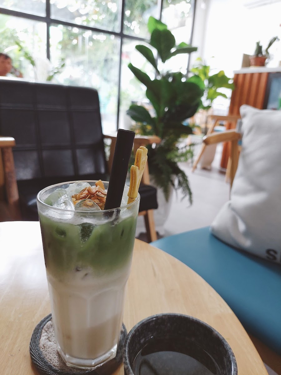 La Coffee and Chill Garden - 7