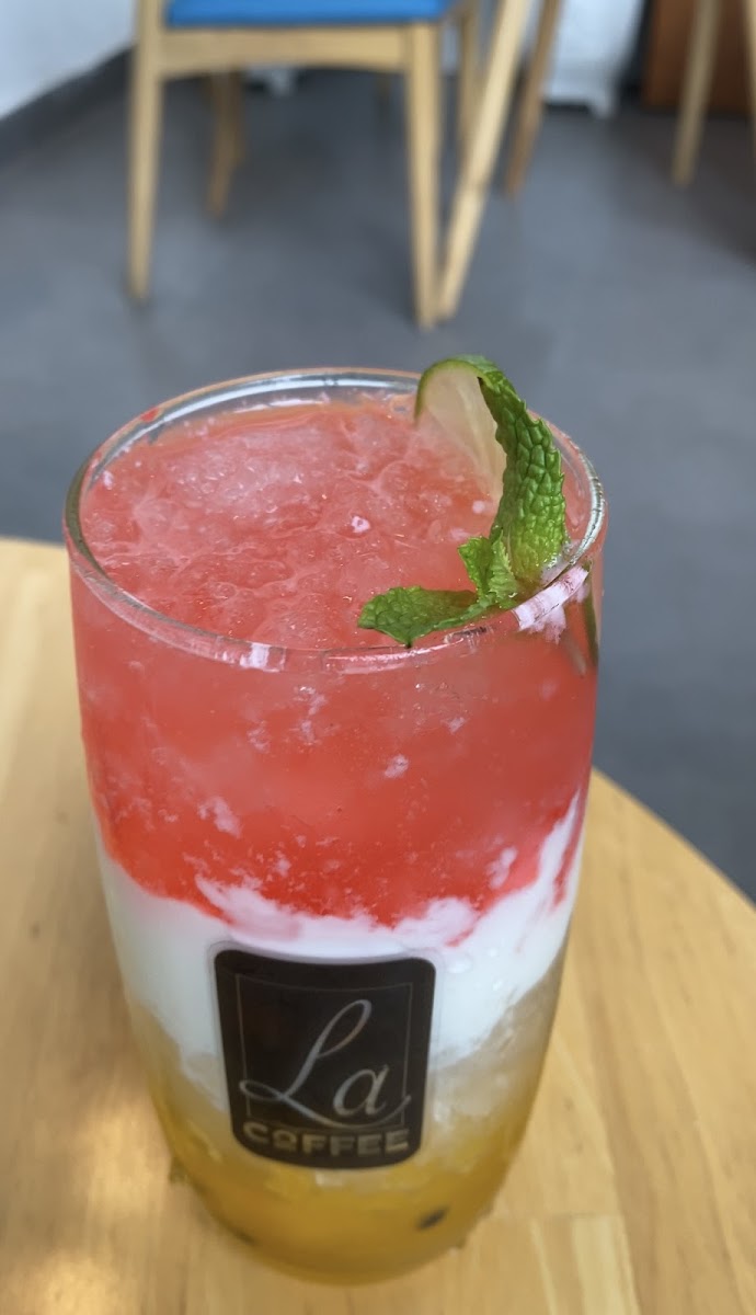 La Coffee and Chill Garden - 8