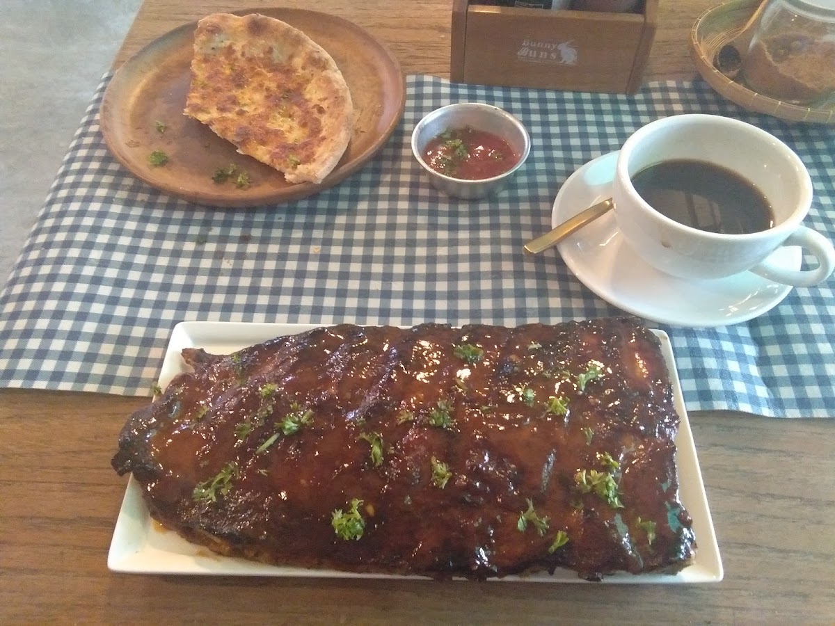 Bunny Bun Coffee & Restaurant - 7