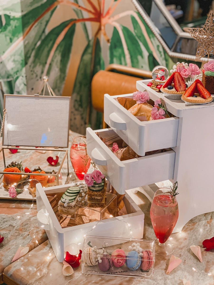 Loftus Lane Cafe Cocktail Bar - 5