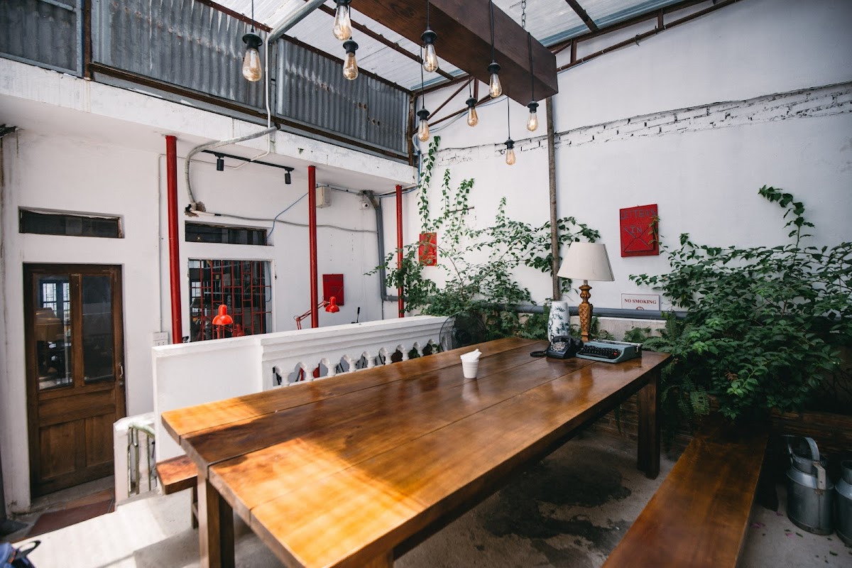 Tiny Post Cafe - 165 Cầu Giấy