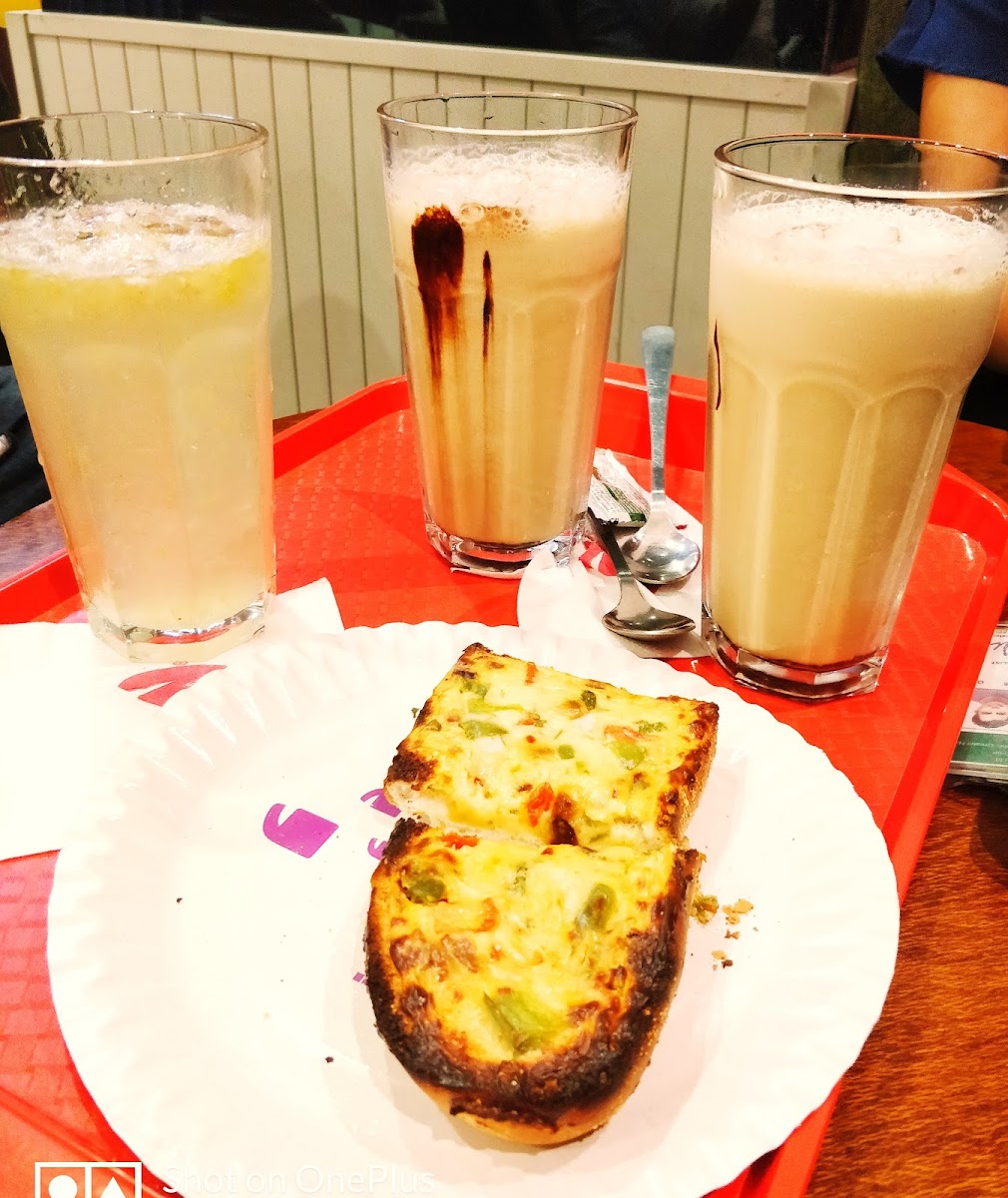 Café Coffee Day - Niit Greater Noida - 6