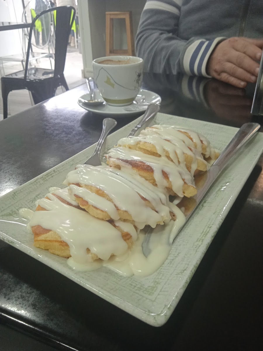 Heladería Cafetería Planet - 3