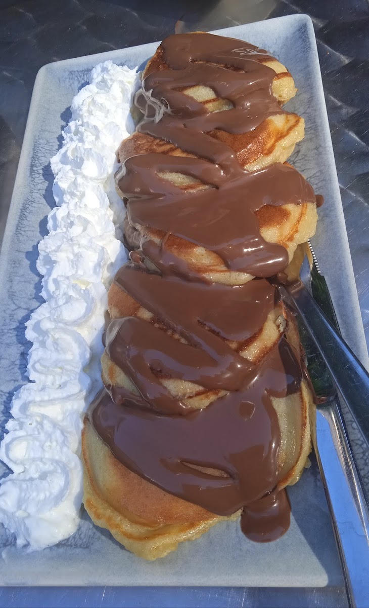 Heladería Cafetería Planet - 8