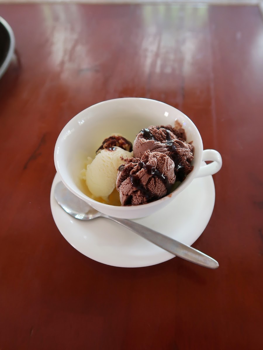 A&B Cafe & Steak - 6