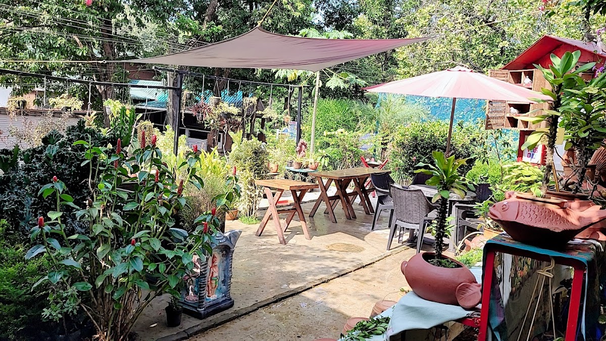 Flames Garden Cafe & Plants Nursery