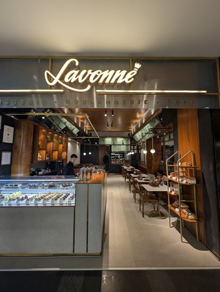 Lavonne Café