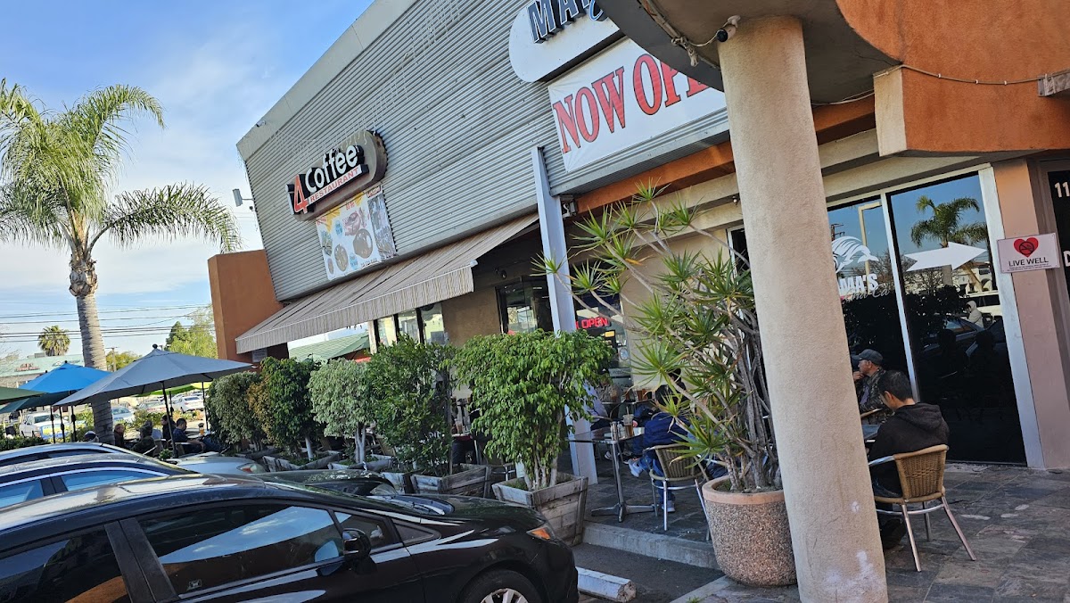 i4 Coffee Restaurant - 4