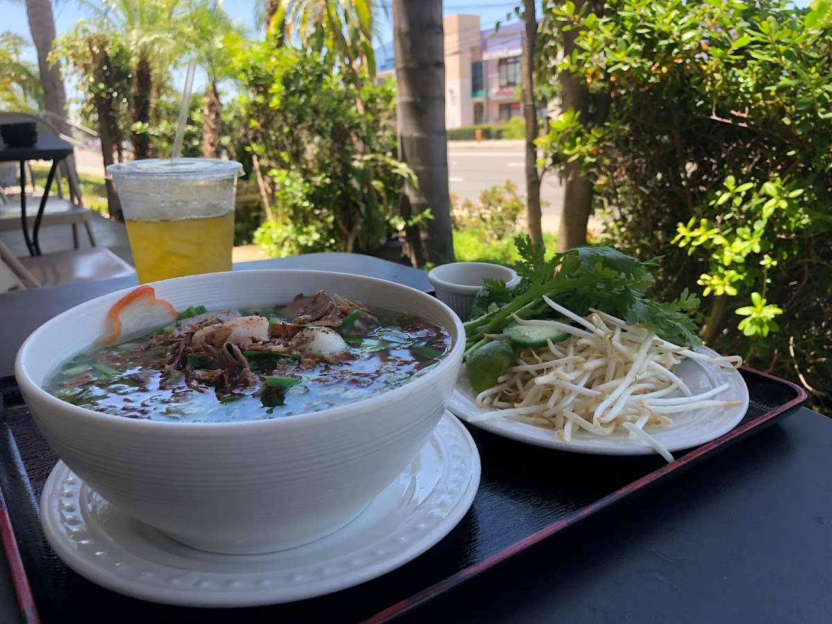 i4 Coffee Restaurant - 8