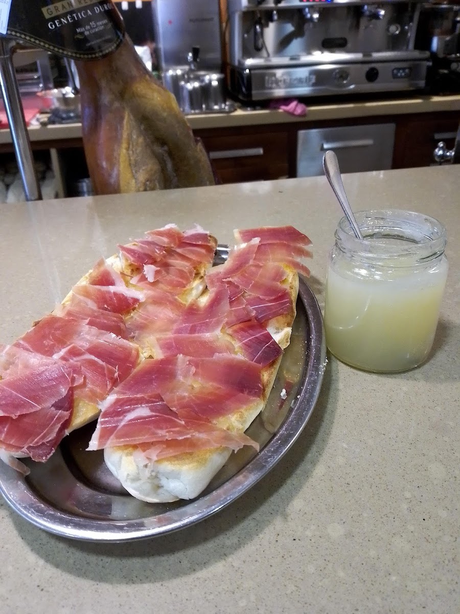 Cafetería Ylugo - 9