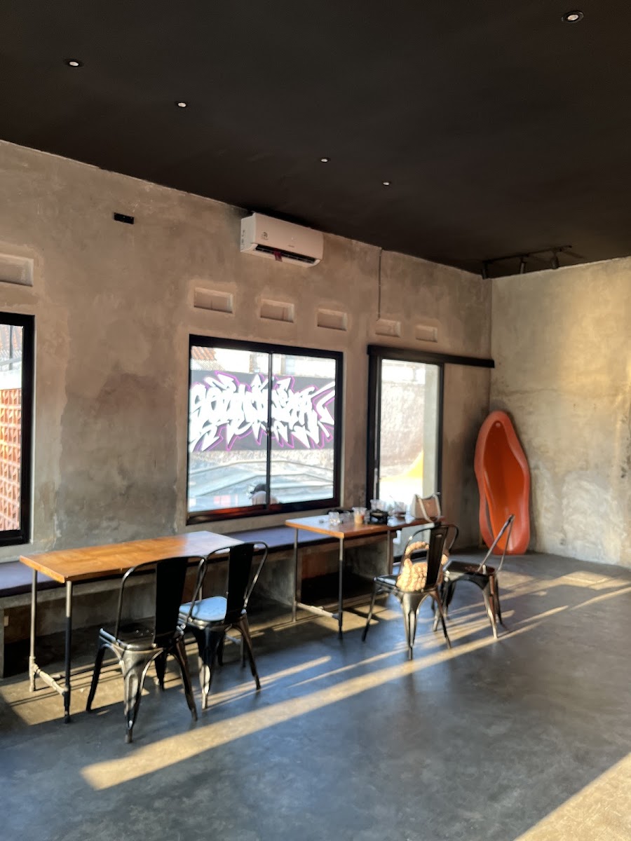 Coffeeshop - Fifty Coffee and Space - 4