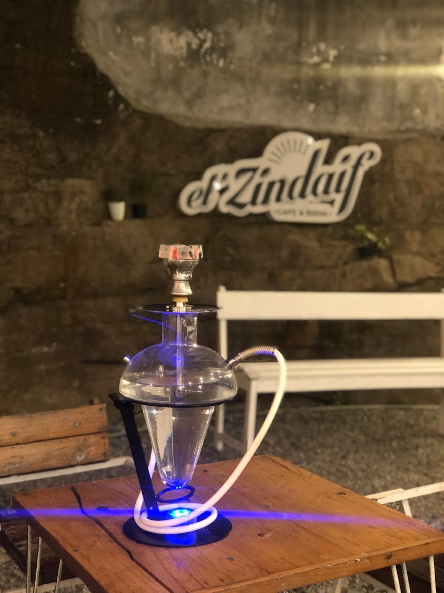 el'Zindaif Cafe & Sisha - 7