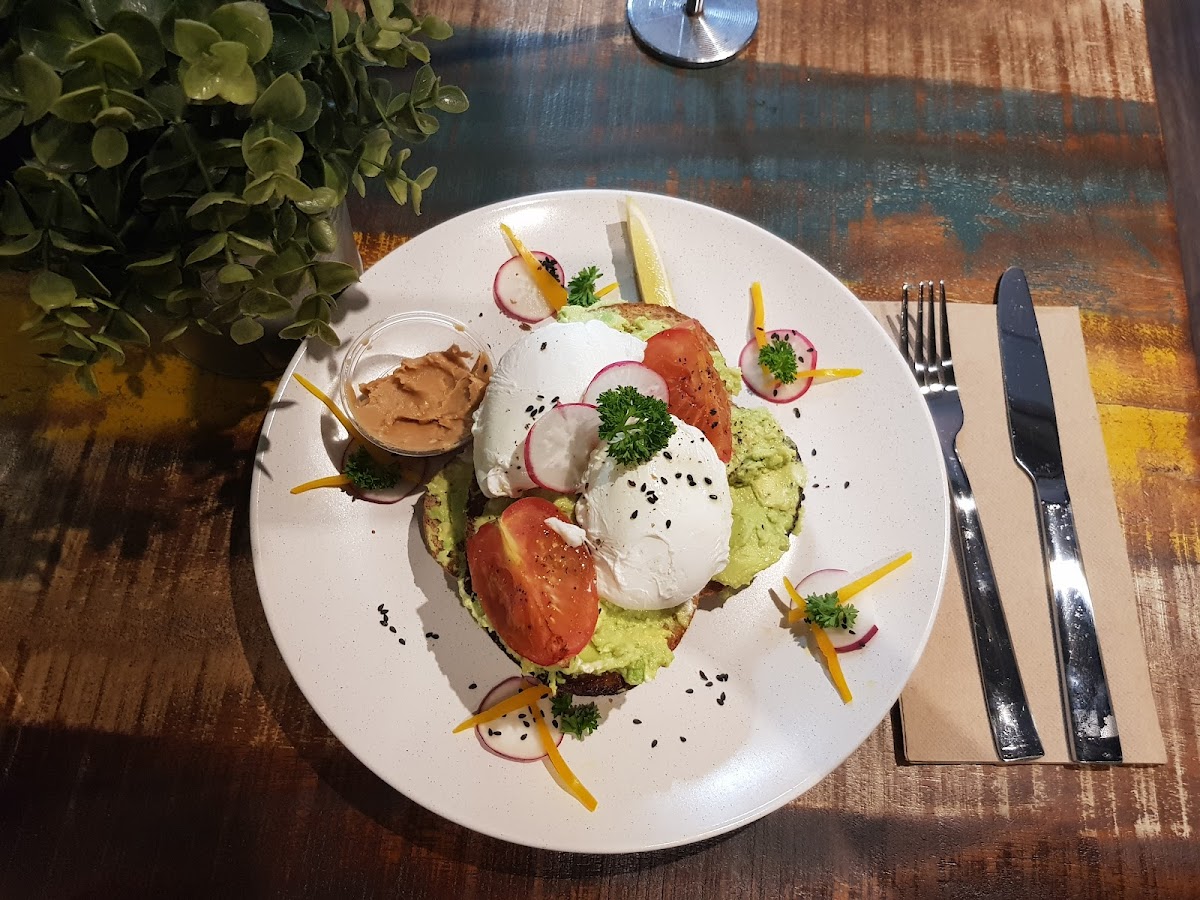 Spresso Cafe and Salad Bar - 8