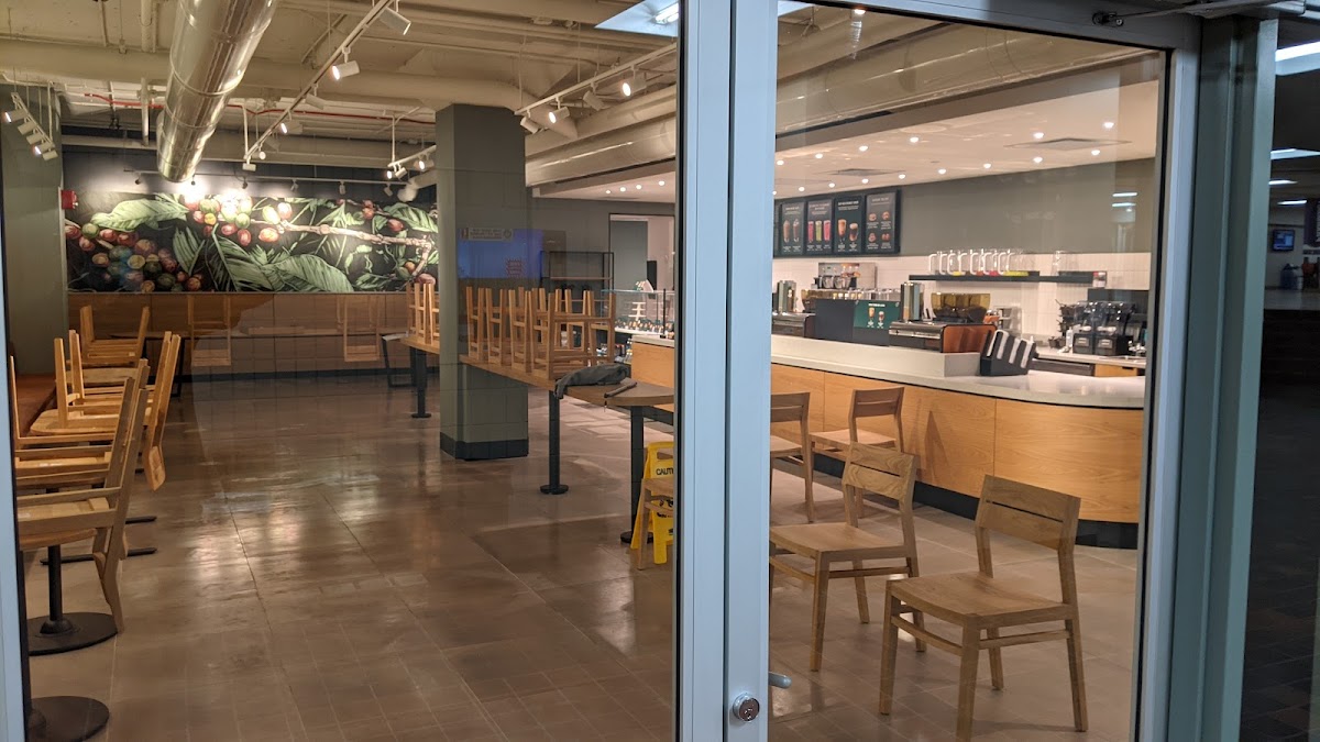 Starbucks UCC - 9