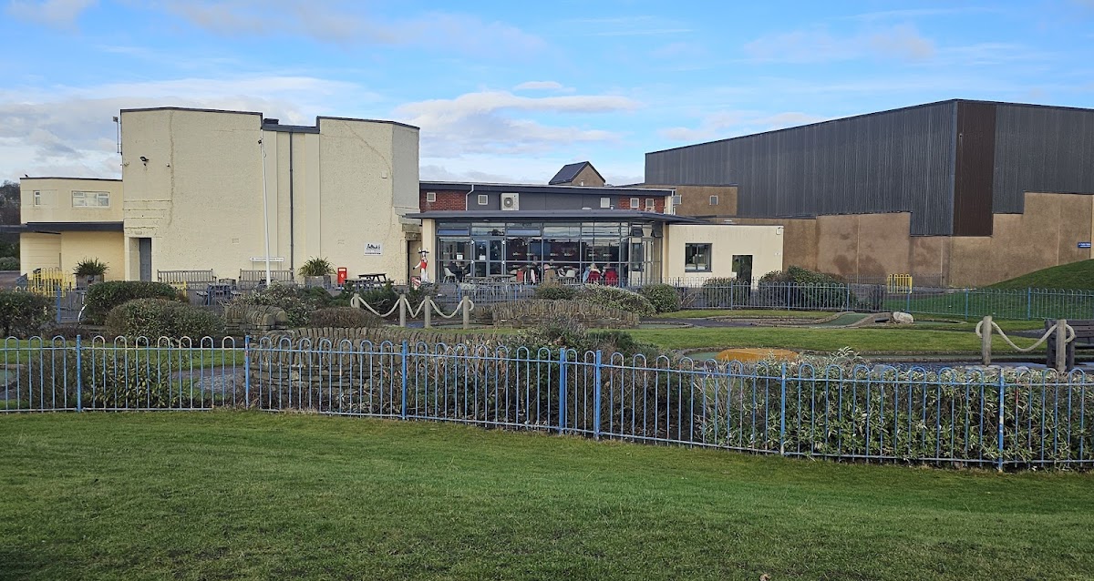 Madisons at Carnoustie Beach Front - 2