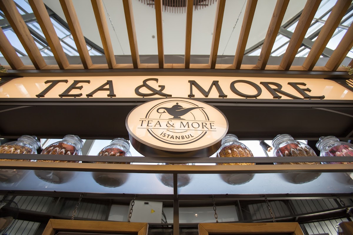 Tea and More Cafe / Tea&More