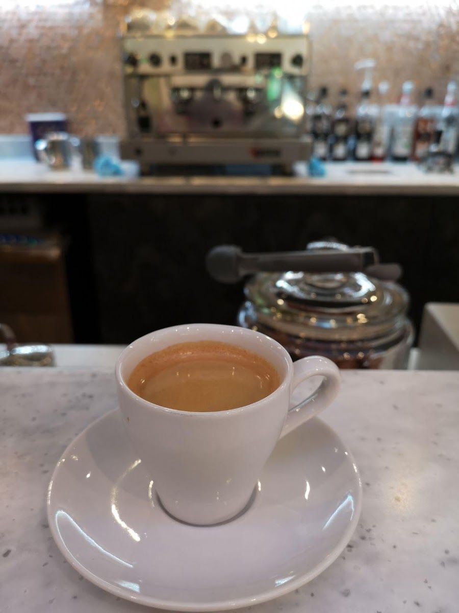 Midas Coffee Lounge - 10