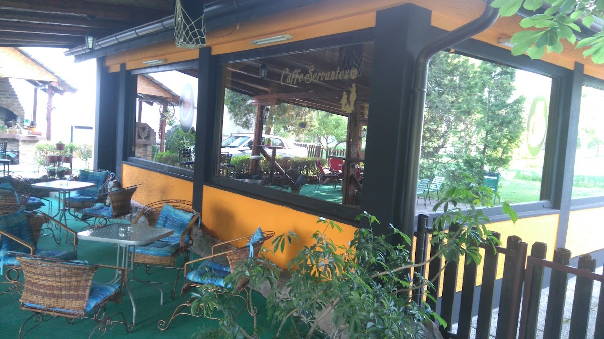 Cafe Bar 'Servantes' Backo Dobro Polje