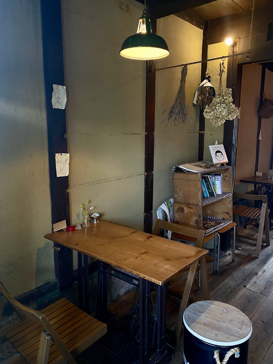 cafe Haretayo (ﾊﾚﾀﾖ)