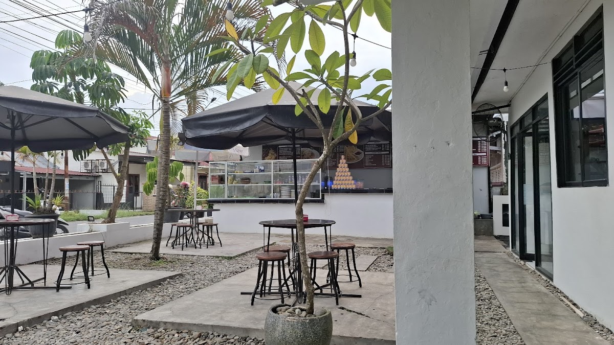 D'KINAN CAFE AND WORKSPACE