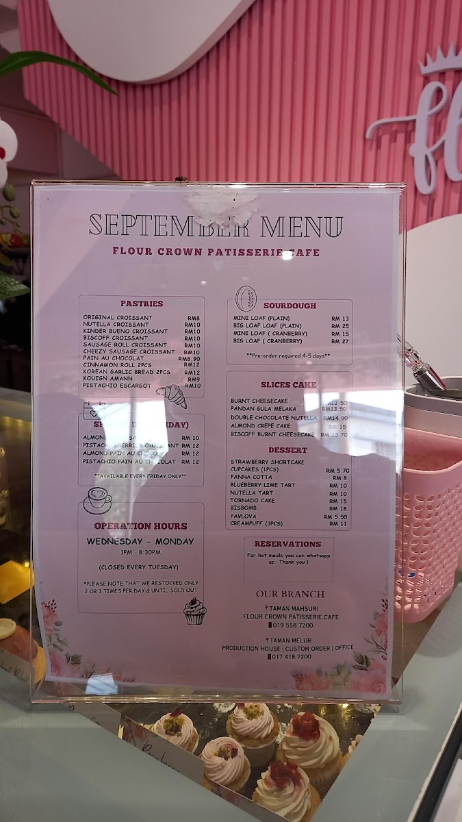 Flourcrown Patisserie Cafe - 6