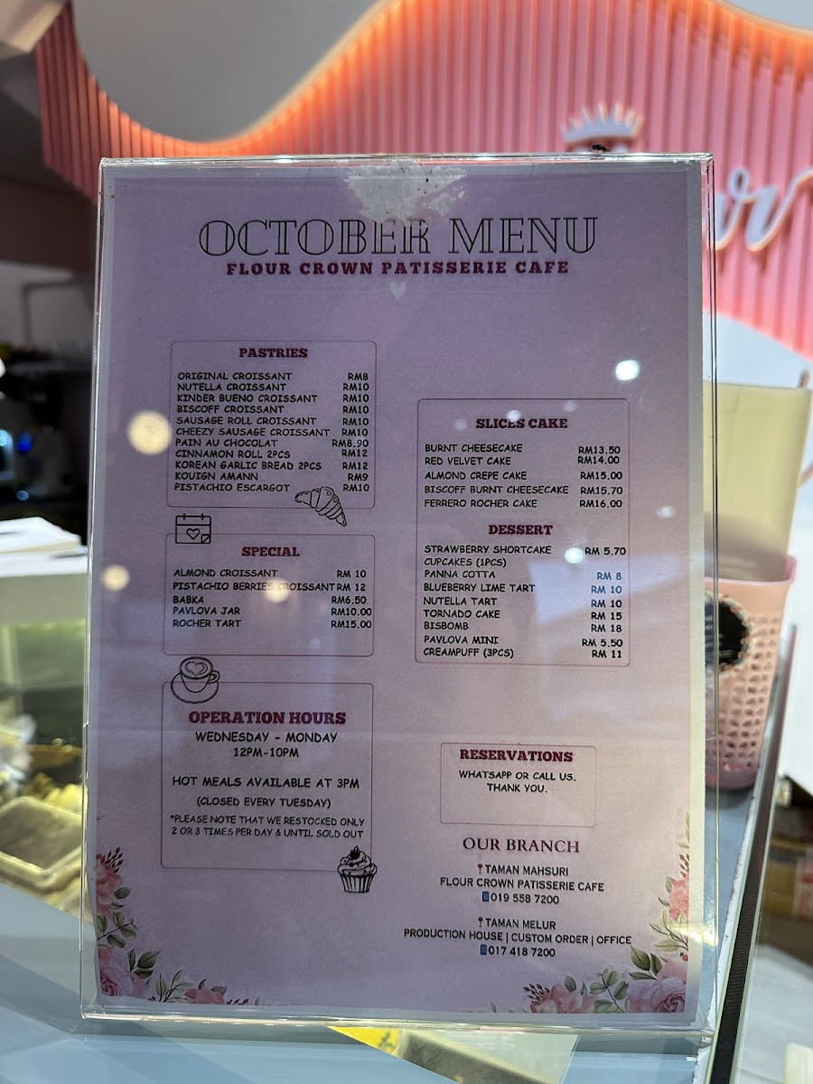 Flourcrown Patisserie Cafe - 8