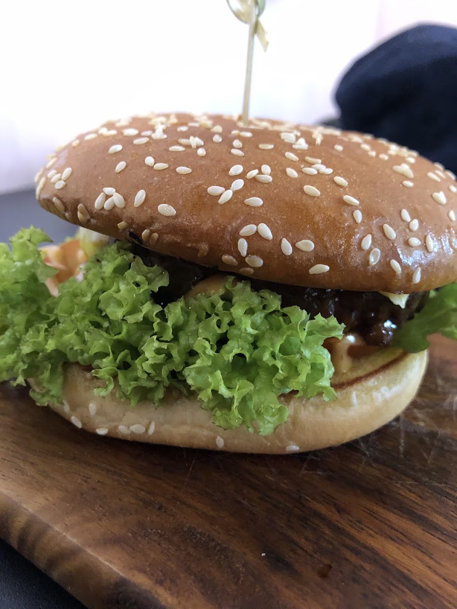 Flourcrown Patisserie Cafe - 10