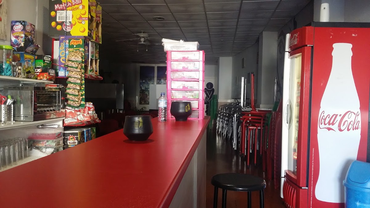 Cafetería Victoria Baguetería - 2