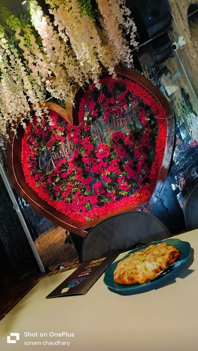 Sparkle Delight cafe - 10