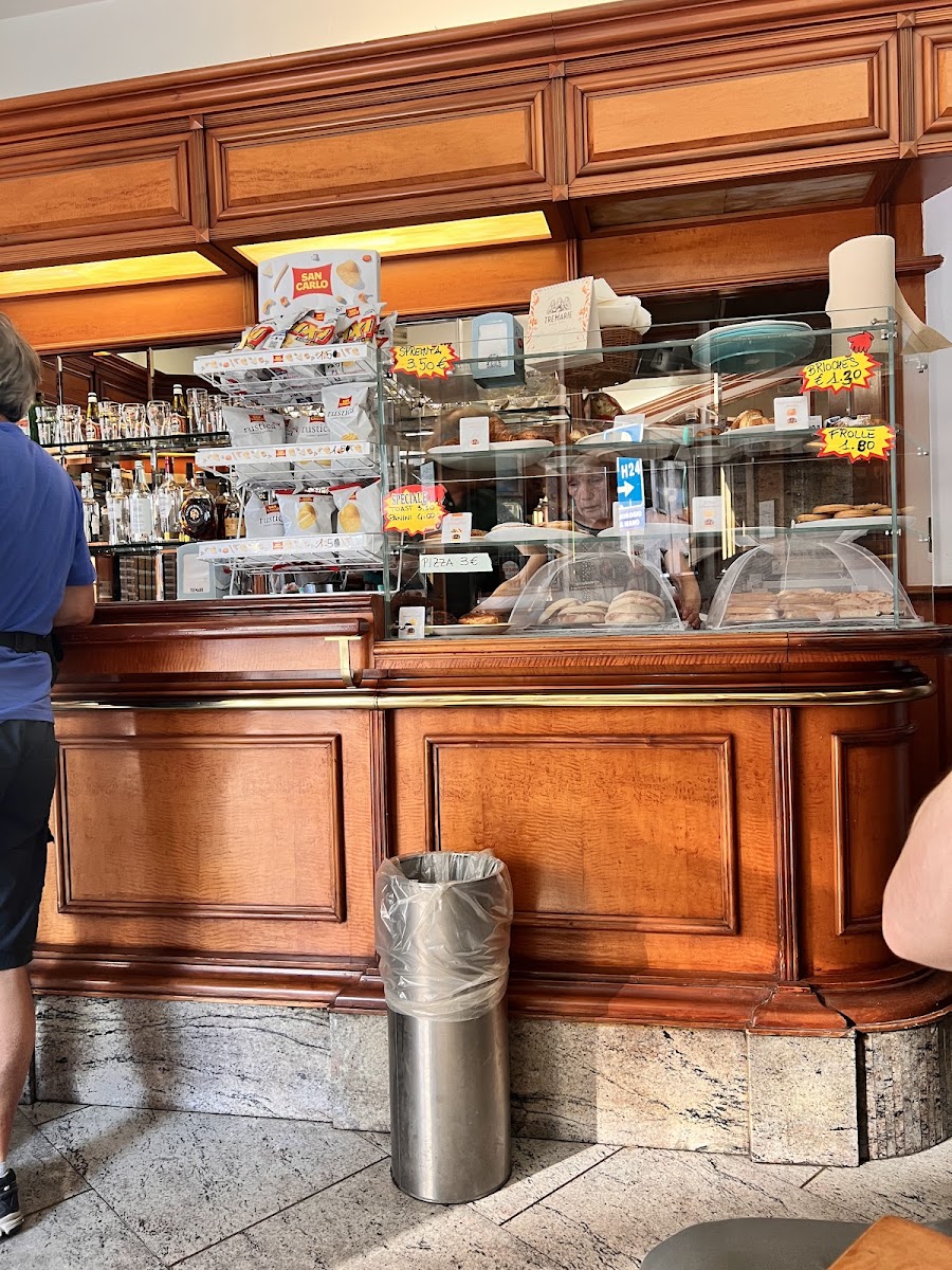 Caffe Liberty - 4