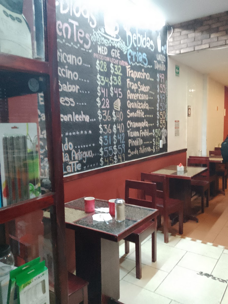 Café La Antigua - 10