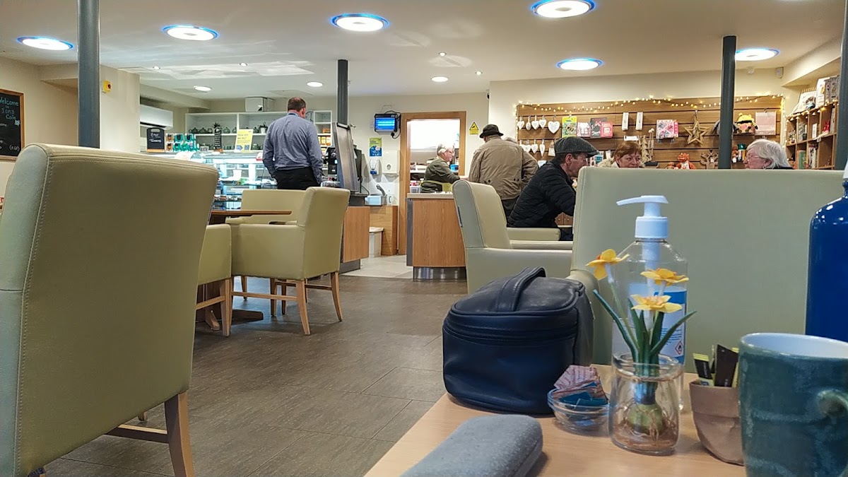 Iona Cafe - 7