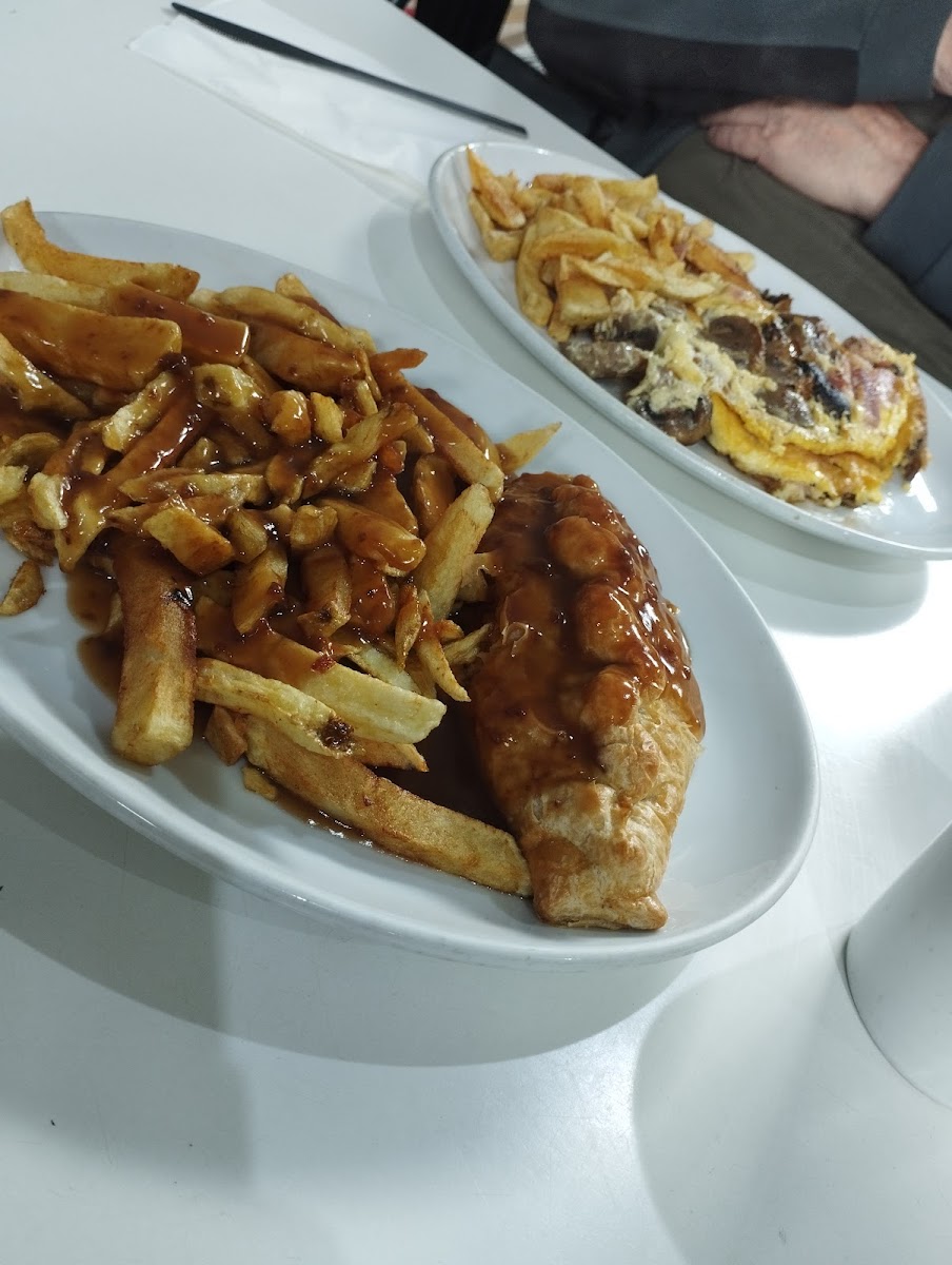 Denises Cafe - 6