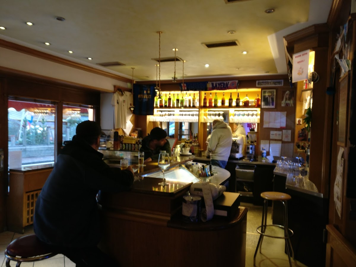Marilyn Cafe - 5