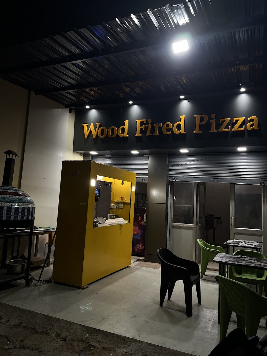 WOOD FIRED PIZZA