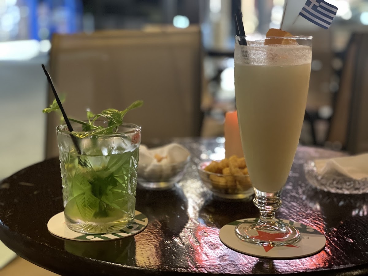 Mojo Cafe Music Bar - 9