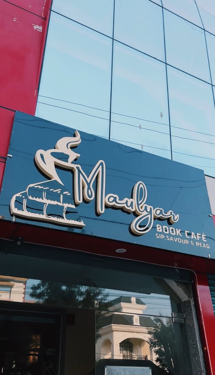 Maulyar BookCafe